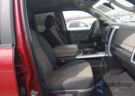 2010 Dodge Ram 1500 Slt/Sport/Trx из США, поврежденный, VIN 1D7RV1GPXAS114617